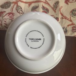 Tom’s Diner by Oneida Restaurant Ware Dish Set – Plates & Bowls