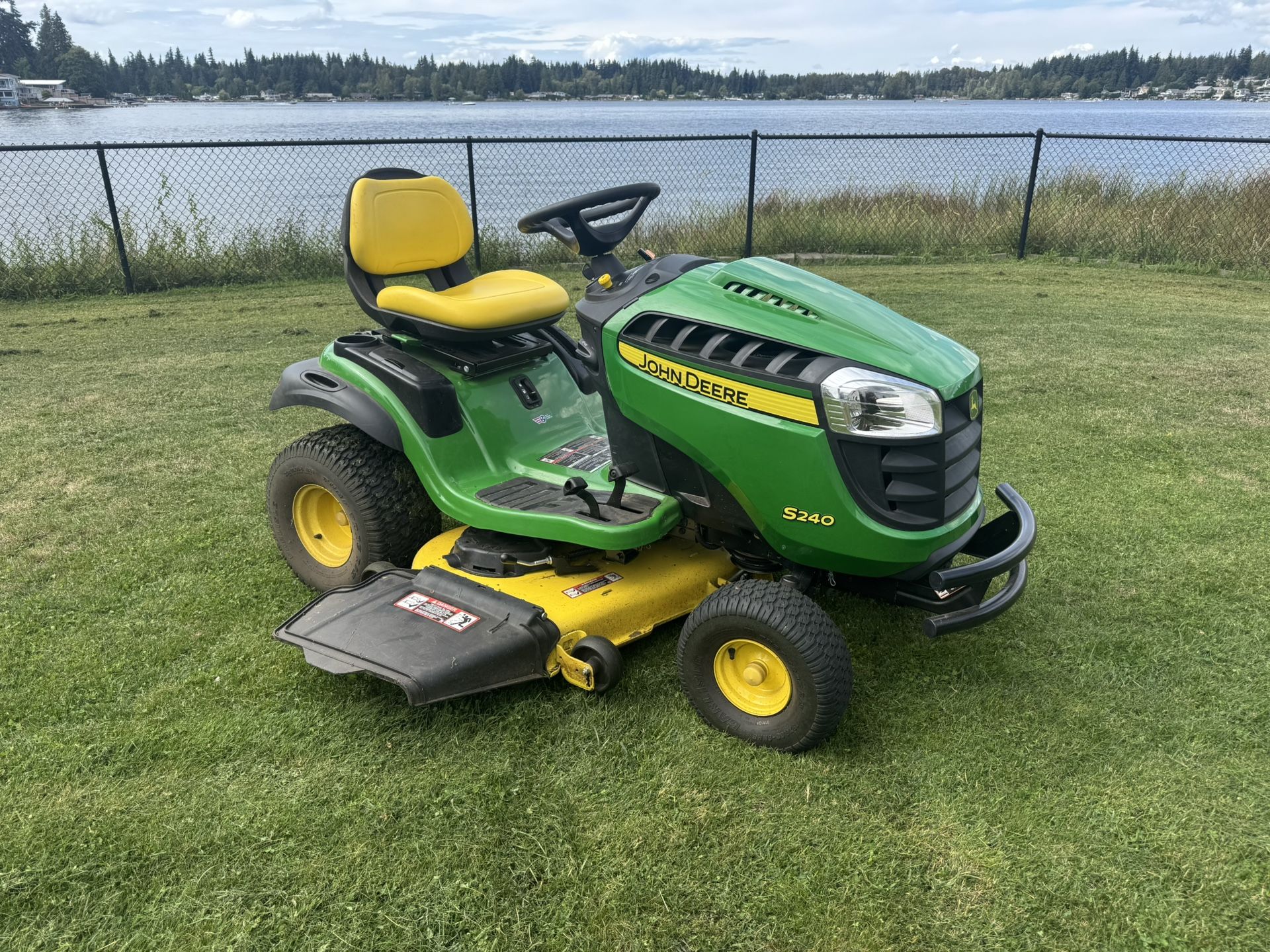 S240 Lawn John Deere S240 Sport Deere S240 1999 John Deere Riding