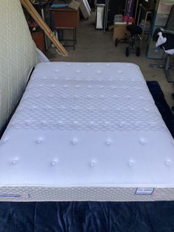 Queen Mattress 