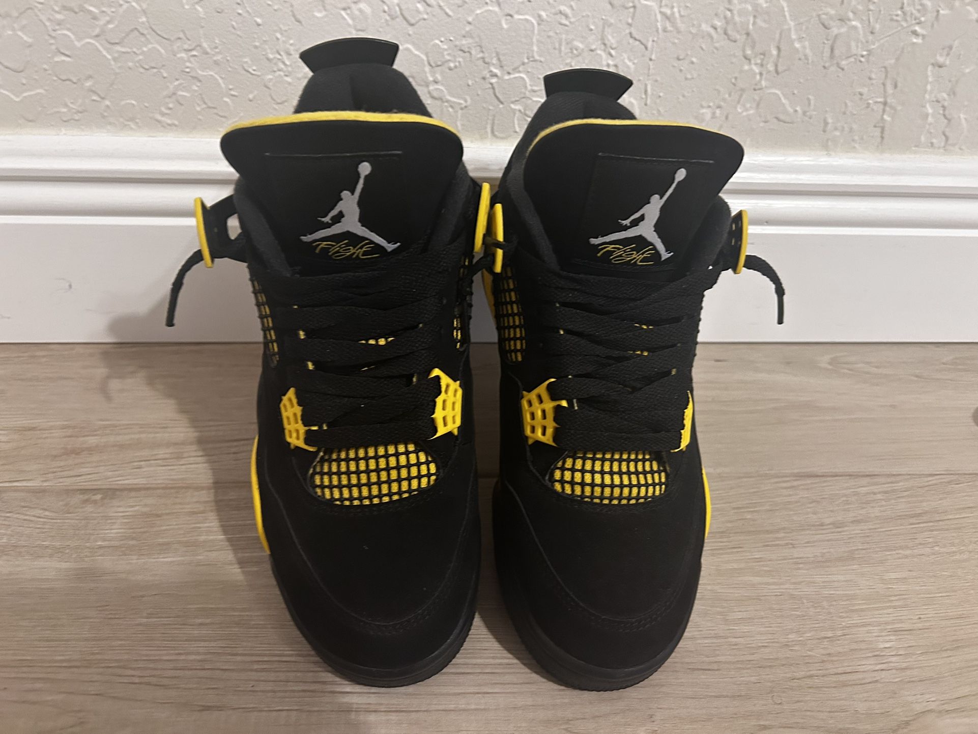 Jordan 4 Yellow thunders