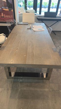 Large dining table w 6 chairs