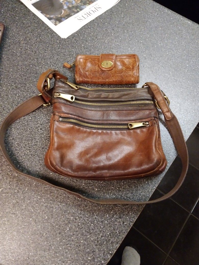 Vintage Fossil. Bag & Wallet Nice Leather Heavy Zippers