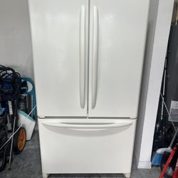 Large Kenmore Refrigerator-Works Great-Clean