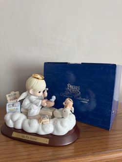 Very limited Precious Moment figurine We Fix Souls #1628