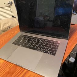 MacBook Pro i9 2018