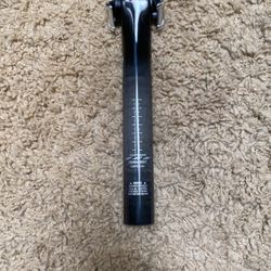 Bontrager XXX Carbon Seat post 34mm New