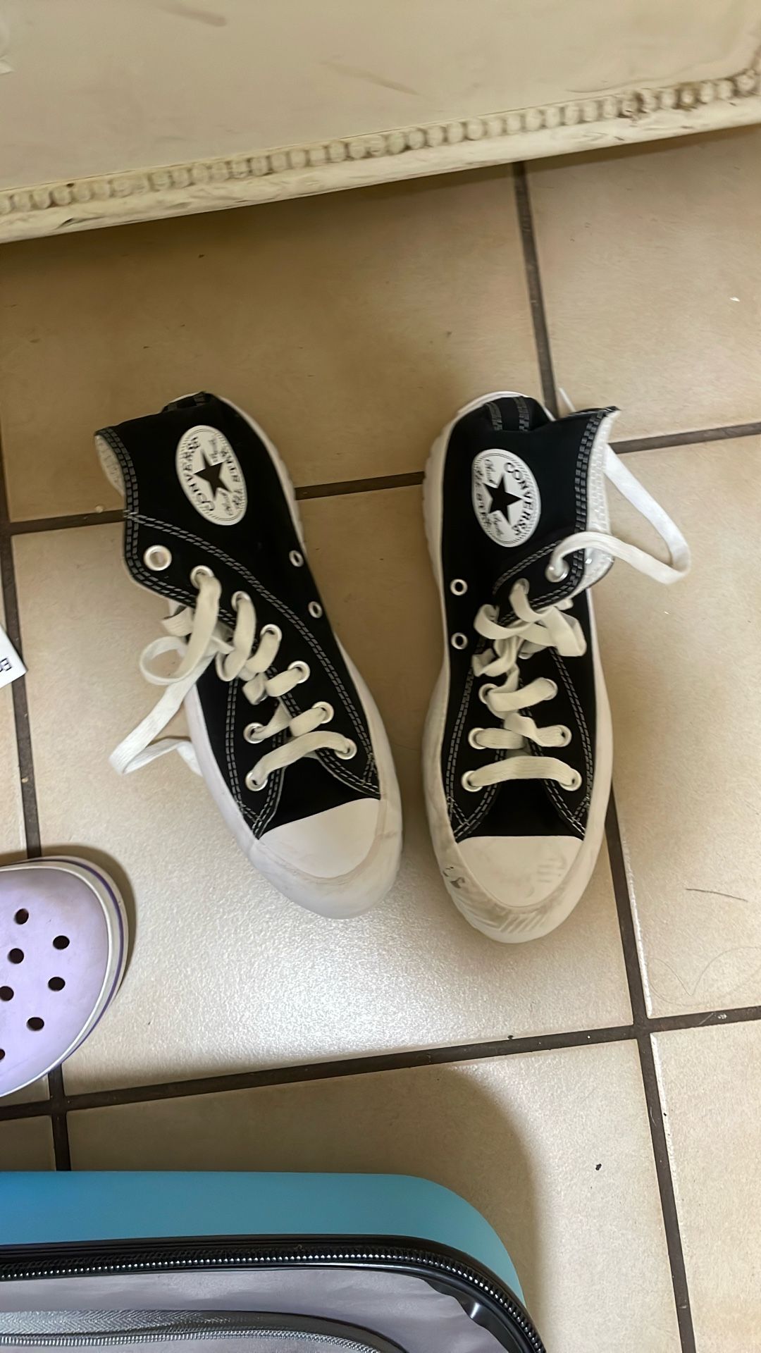 Converse