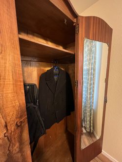 Antique Queen Annie Armoire