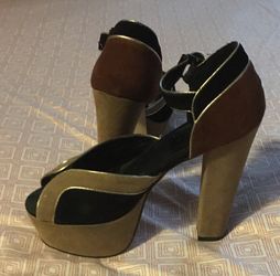 Women Black & Brown Shoes