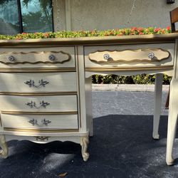 Vintage Girls Desk