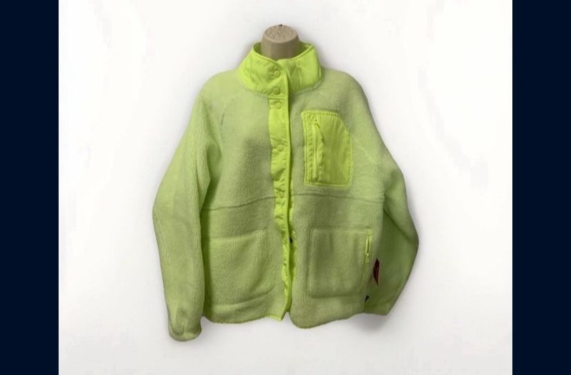 ✨New With Tags ✨ Women Large Sherpa Fleece Jacket Fluorescent Yellow Green Puma Snap Buttons