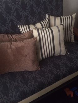 Pillows custom 100% Dacron