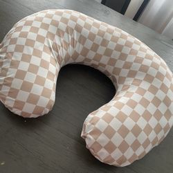 Boppy pillow