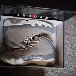 Nike Air Jordan 9 Retro in the "Cool Grey 