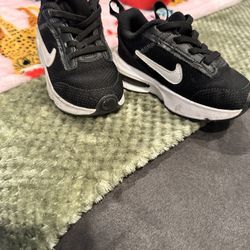 Nike Kids Size 7c 