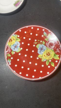 Red and white polka dot flower plates 8 total