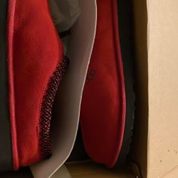 UGGS 