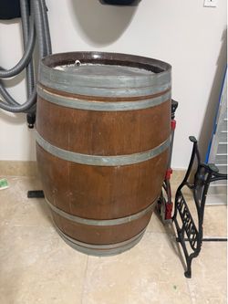 Wine barrel