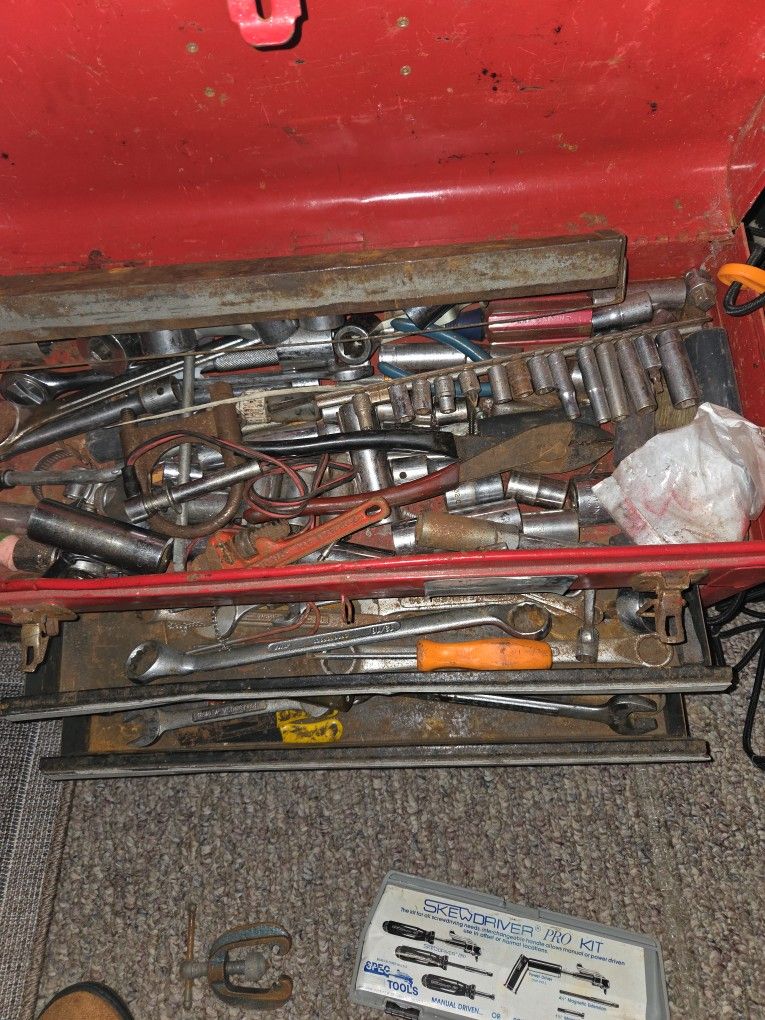 Huge TOOL BOX