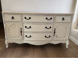 Accent Cabinet