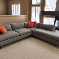 Crate and Barrel Sofa Couch Sectional 
