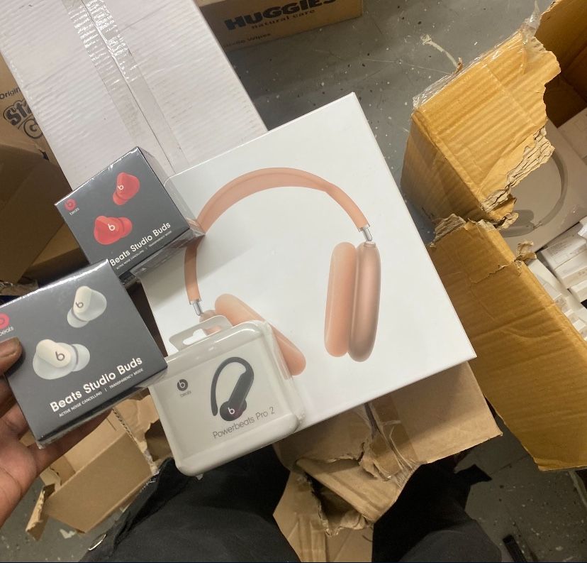 Beats Studio Buds (Takin Offer)