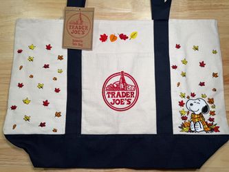 Trader Joe's Tote Bag with Snoopy Embroidery 🍂🐾