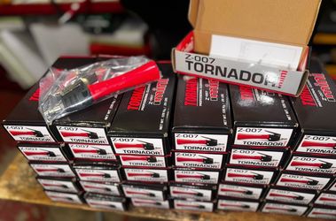 Small tornador air tool