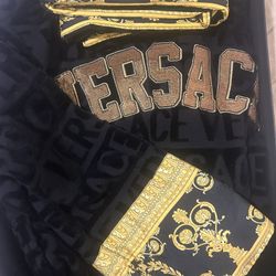  Versace Robe