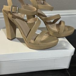 Brandnew Beige Wedges Size 6 Retail Value $89.99 + Tax 
