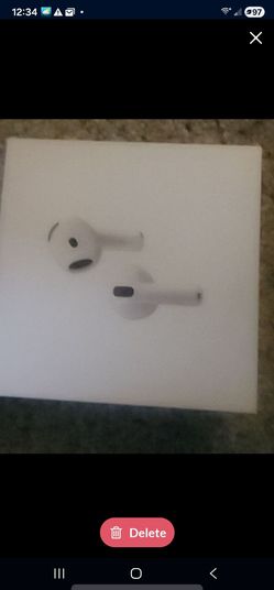 Apple AirPods 4 ANC