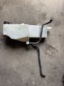 G37 G35 Coolant Reservoir