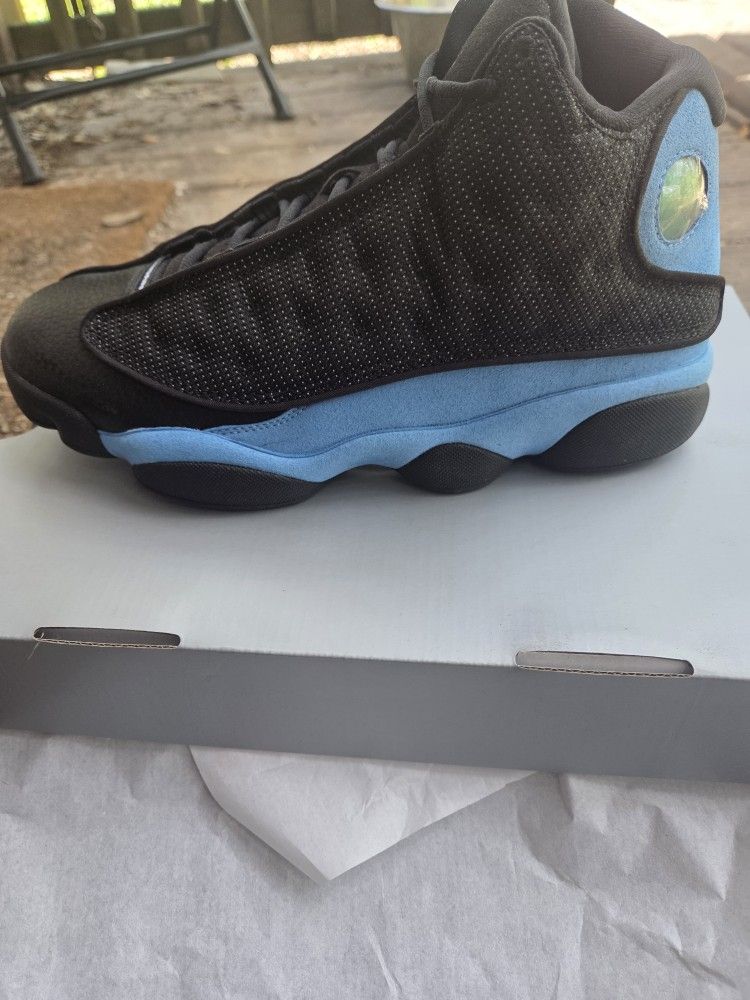 Air Jordan 13 Retro Nprth Carolina Blue Size. 9