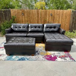 🚚 FREE DELIVERY ! Beautiful Black Faux Leather Sectional Couch w/ Storage Ottoman