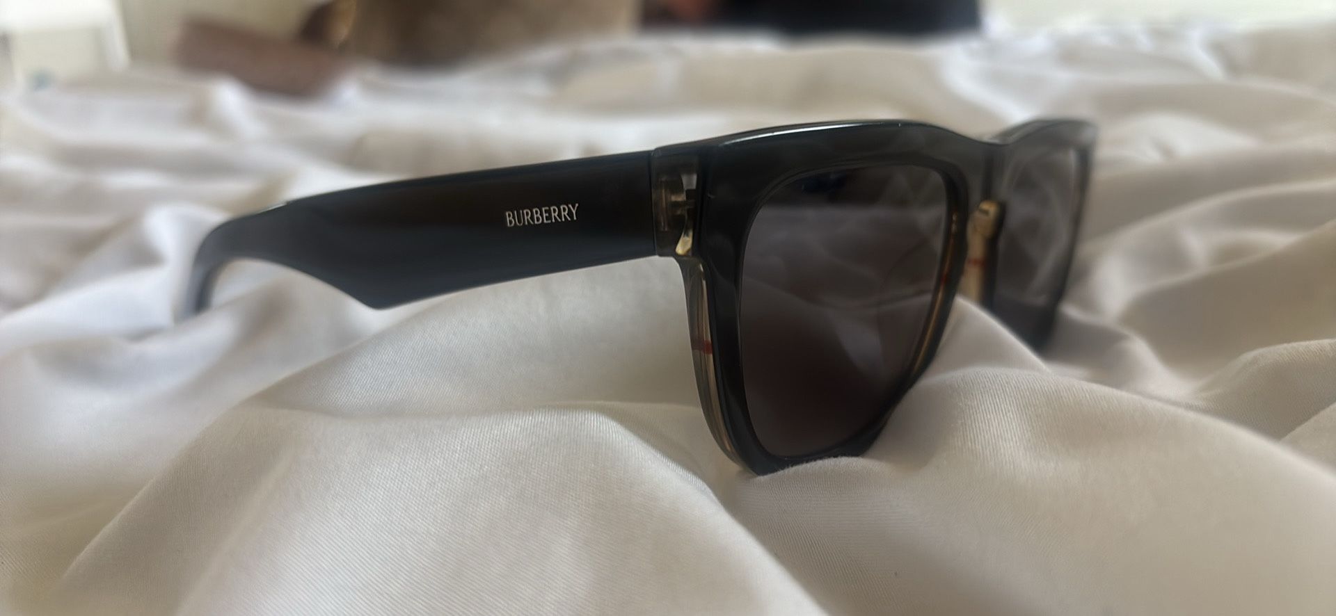 Burberry Polarized Men’s Sunglasses