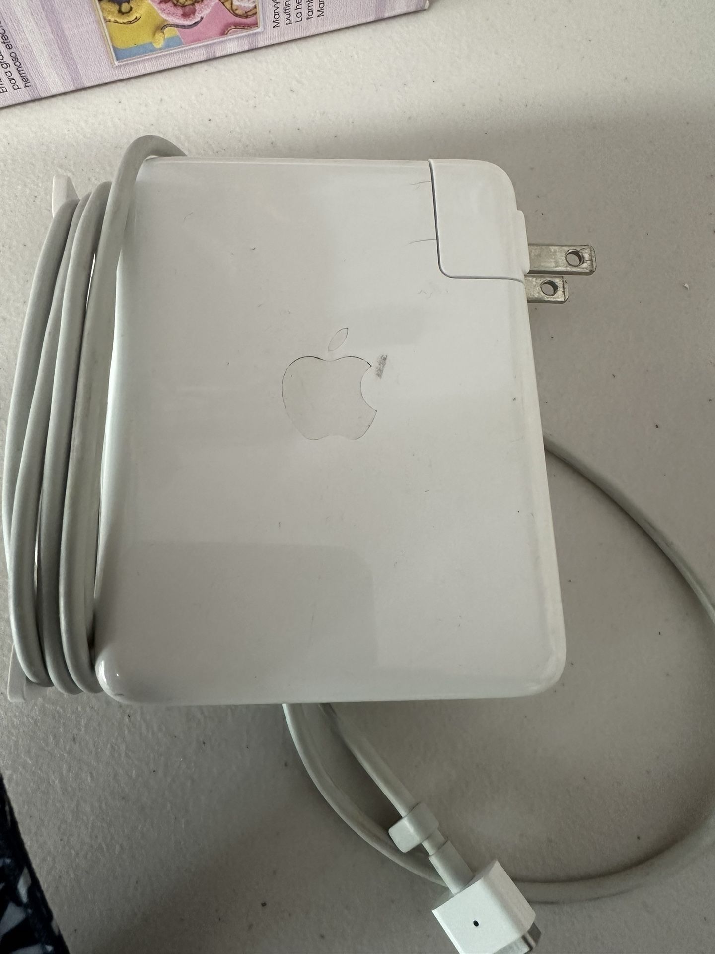 Apple Laptop Charger