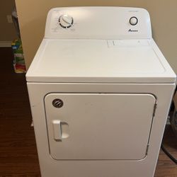 Washer & Dryer For Sell Nothing Isn’t Wrong  with It It’s Like New I Can’t Use It In My Apartment Cause We Have Stackes So I Just Want It Gone