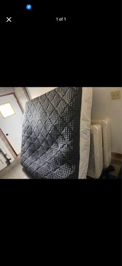 King bed and box springs
