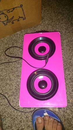 Battery powered speaker