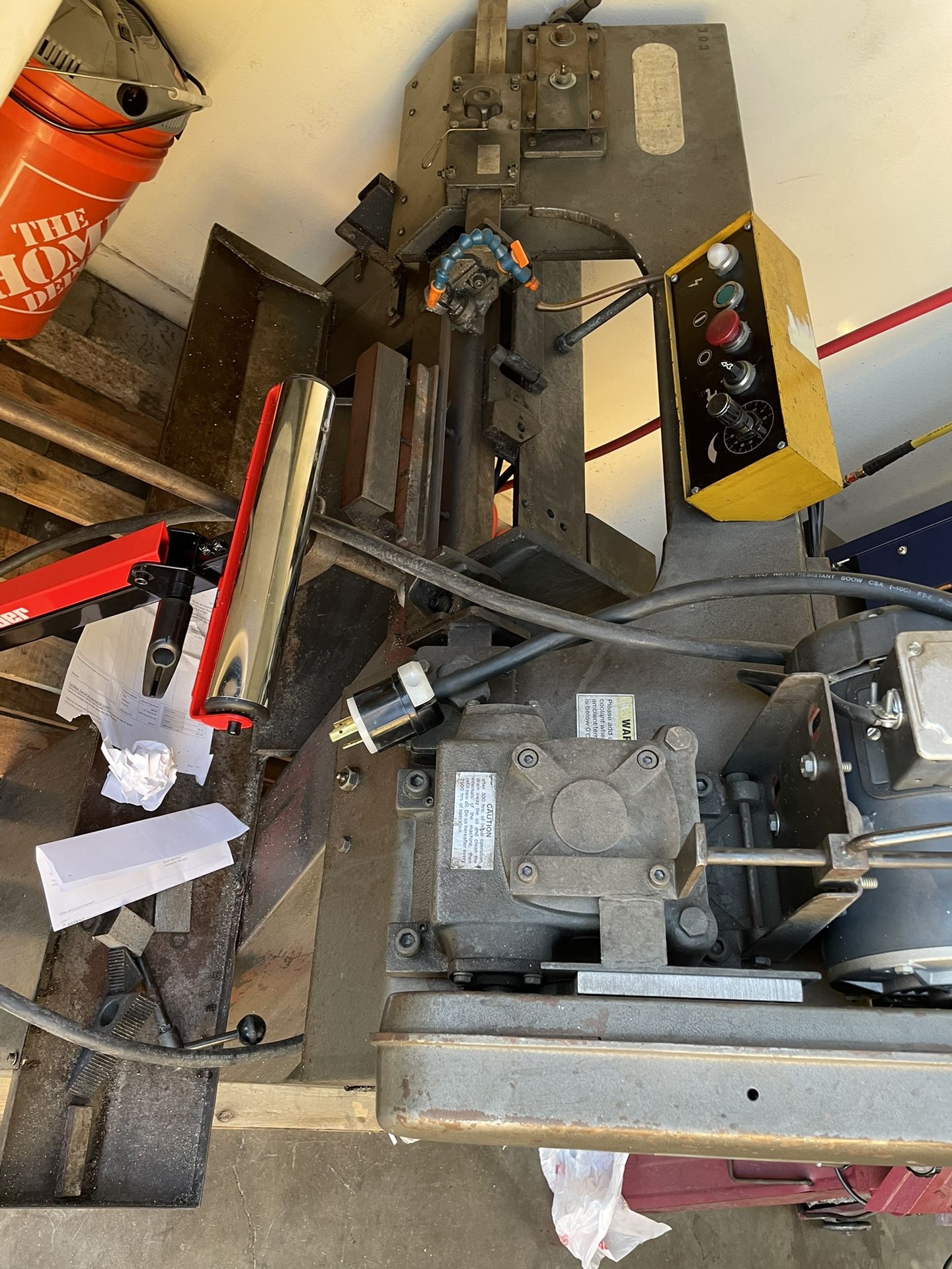 Industrial Bandsaw