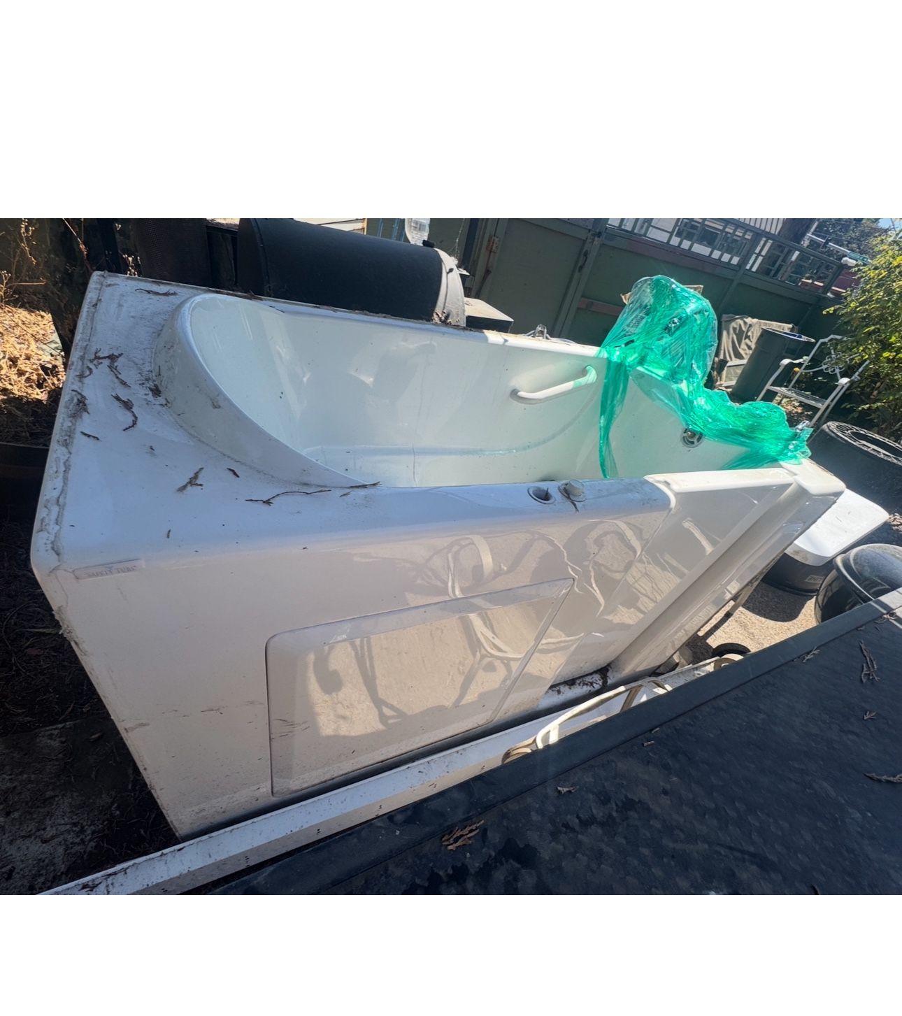 Safety Tubs With Whirlpool & Air Jets Never Used !