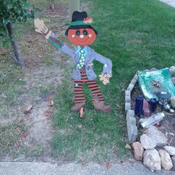 Halloween Yard  Decoration . Heavy Duty 