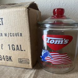 VTG- In Box, Tom’s Glass Countertop Peanut Jar 