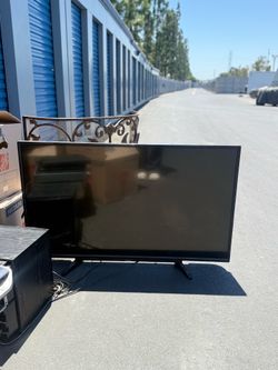 Toshiba 48 inch Tv