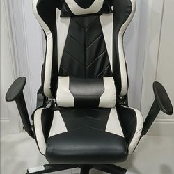 Black & White Gaming Chair