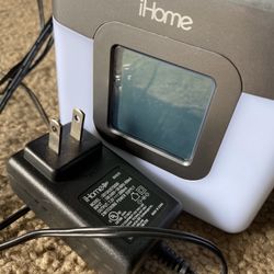 iPhone Alarm Clock, Bluetooth Speaker, Radio, Nightlight