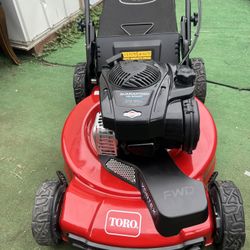 Toro 22 in. Recycler Briggs & Stratton High Wheel FWD Gas Walk Behind Self Propelled Lawn Mower with Super Bagger