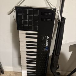 Alesis V49