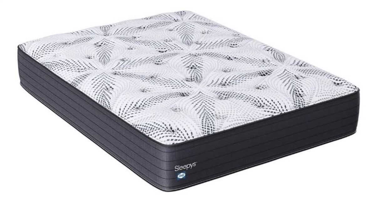Sleepys by Sealy Plush Queen Mattress
