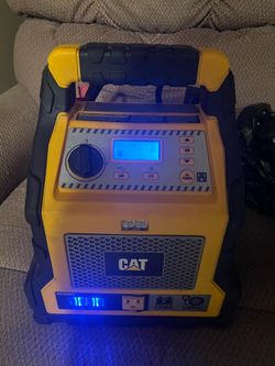 Cat jump starter